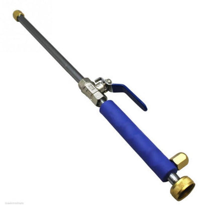 High-pressure water hose with versatile nozzle for outdoor use